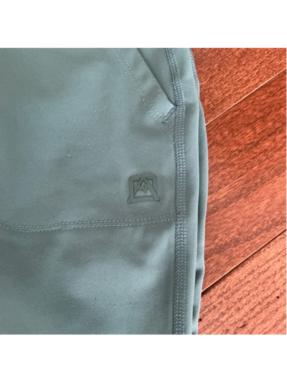 Women's Avalanche Teal Joggers S - Picture 2 of 7